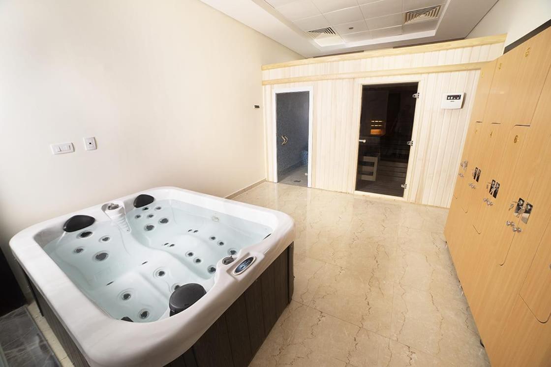 Silotel - Boutique Hotel , Sadat City Bagian luar foto